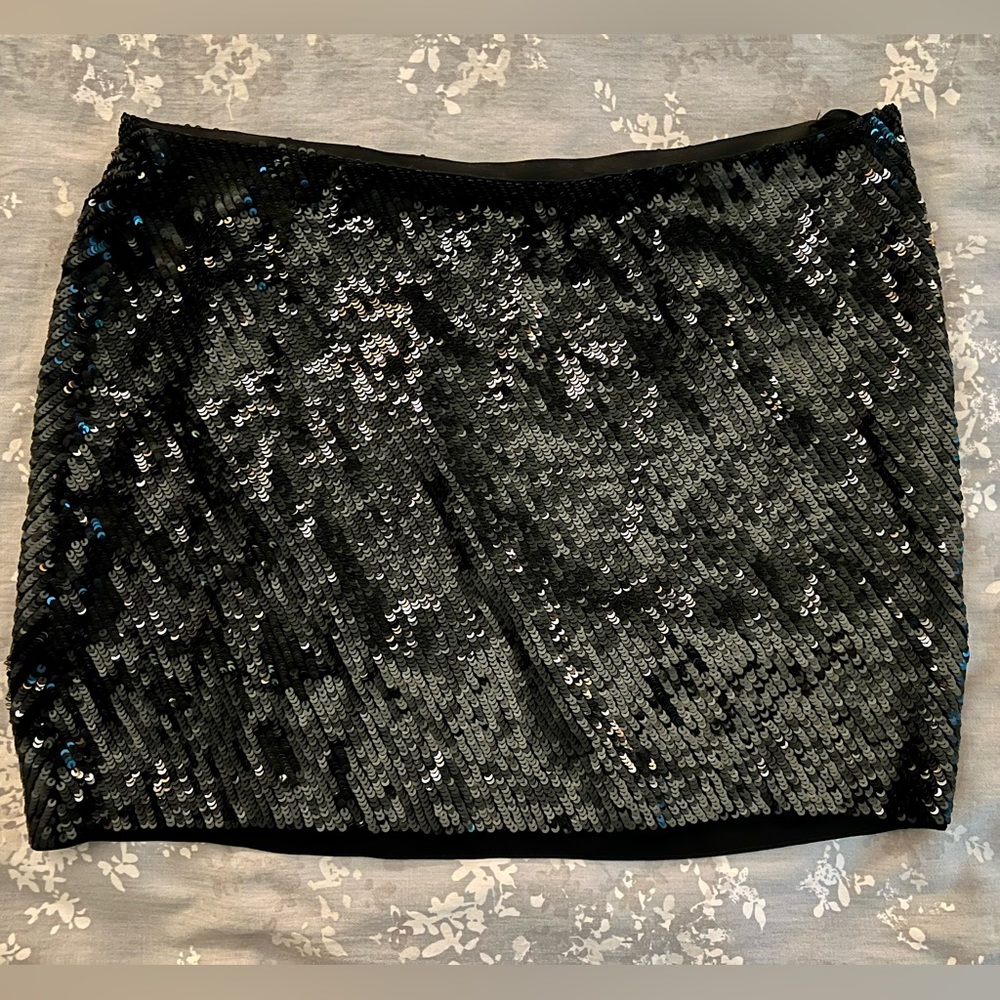 HAUTE HIPPIE Black Sequin Mini Skirt - Size S